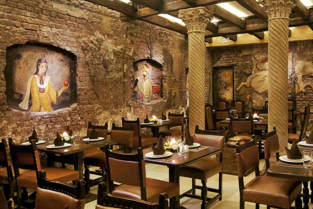 Top 10 Restaurants In Mumbai - You Must Know - CouponMoto