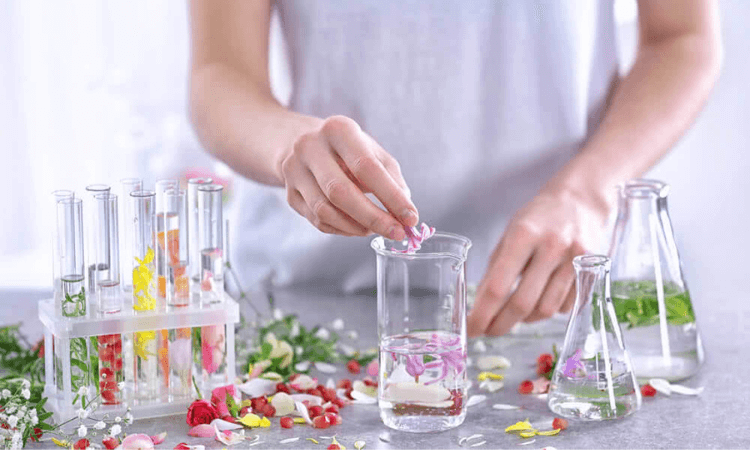 Make-Your-Own-Perfume-At-Home